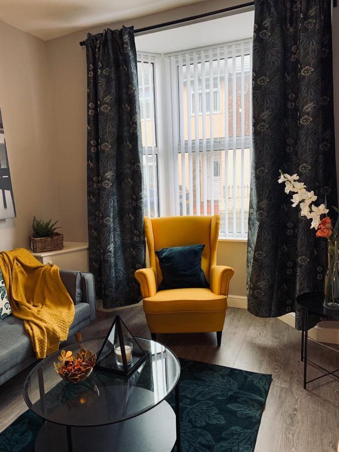 Stylish, Spacious & Luxurious - Parking Holiday home